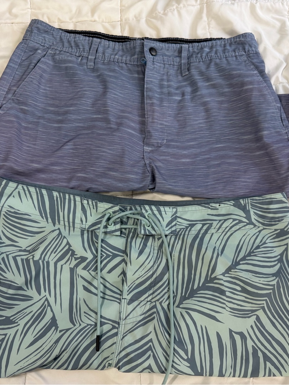 Bundle of 2 Planet & Flomotion Blue & Mint Leaf-Print Board Shorts Size 34